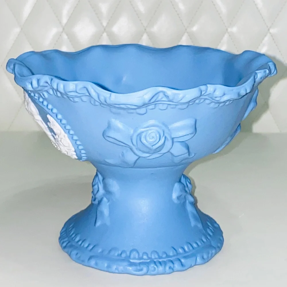 Vtg 60’s Blue Wedgewood Jasperware Style Cameo Compote Pedestal Vanity Dish - Picture 6 of 6